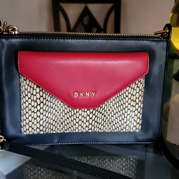 DKNY Alexa Top Zip Crossbody - Picture 8 of 16